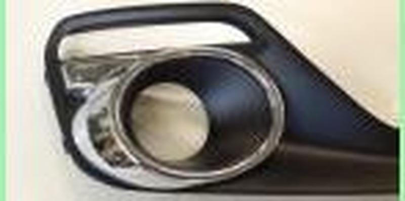 Chromed Fog Lamp Surround - Swift SZT 2017-2024
